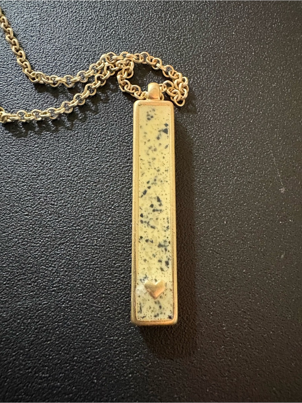 thirty-one Gold Vertical Bar Pendant Necklace with Sparkle Inlay